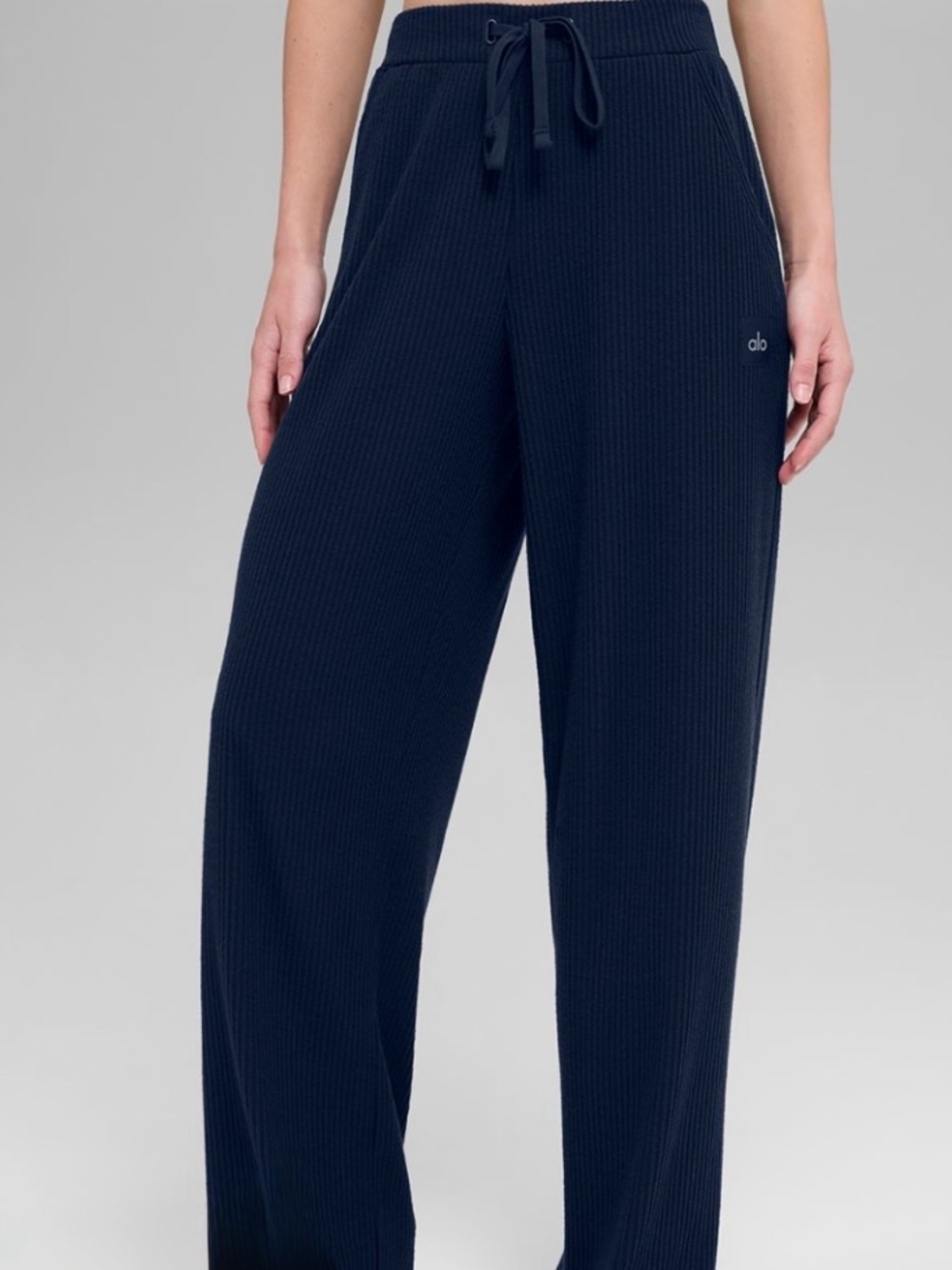 Alo Ribbed cable knit Wide-Leg Drawstring Pants - Navy medium like new